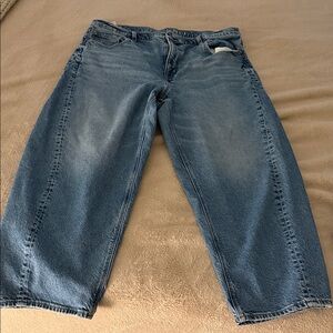 American Eagle BARREL JEANS
